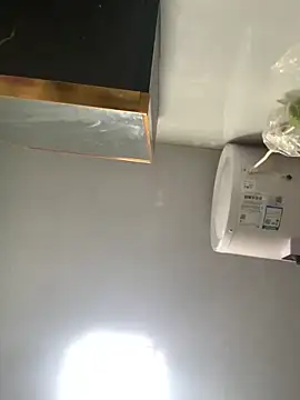 Aimeil's sex show image