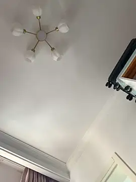 Aimeil's sex show image