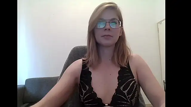 SavannaGirly's sex show image SavannaGirly's sex show image