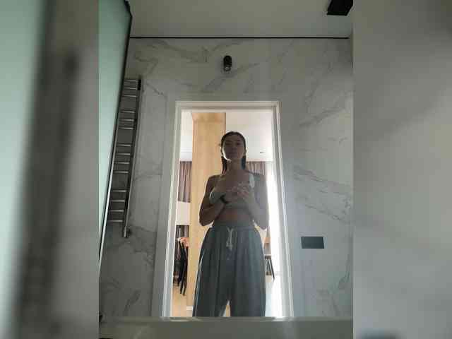 Изображение секс-шоу модели LunaDesire