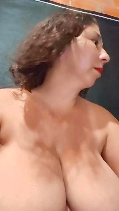Maturealexa's sex show image