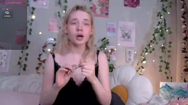 Kellybbface's sex show image