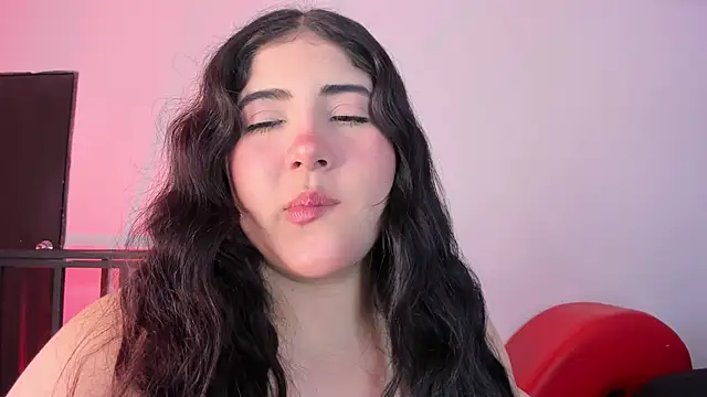 AmberiniHoffman's sex show image