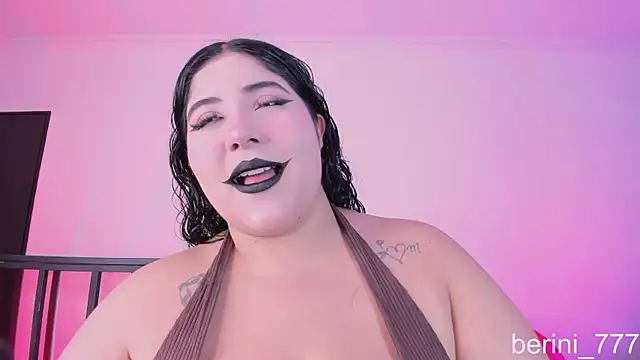 AmberiniHoffman's sex show image