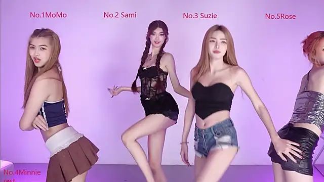 G-Velvet's sex show image