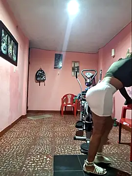 gatadeojosclaros's sex show image