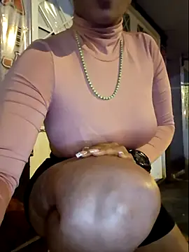 gatadeojosclaros's sex show image
