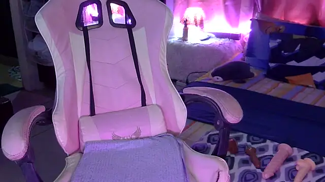 LoveHennesyxoxo's sex show image