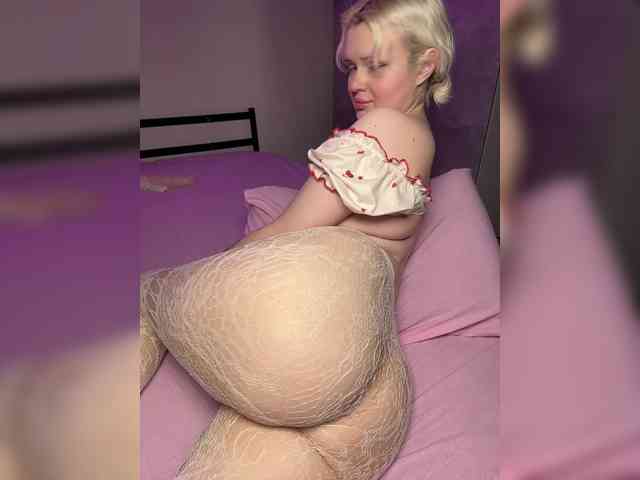 Изображение секс-шоу модели LuxBby Изображение секс-шоу модели LuxBby