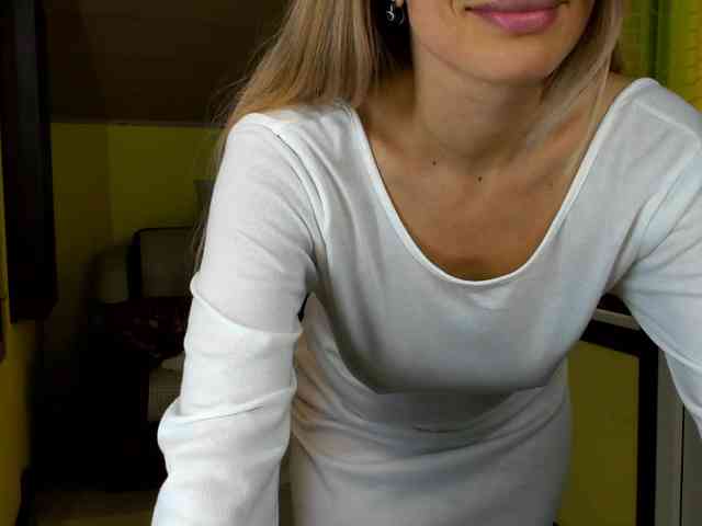 Изображение секс-шоу модели rocsi79