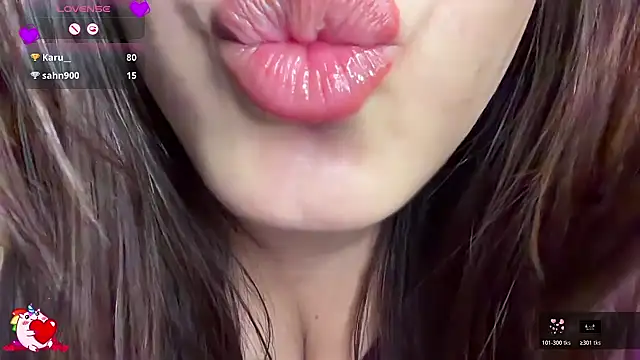 Изображение секс-шоу модели Zeluna Изображение секс-шоу модели Zeluna