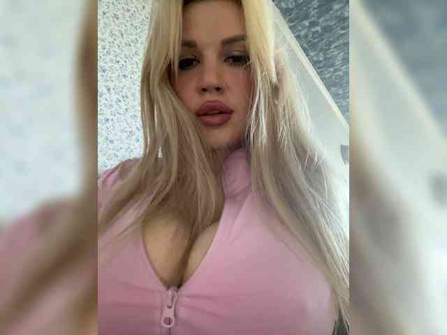 Изображение секс-шоу модели SonaZ Изображение секс-шоу модели SonaZ