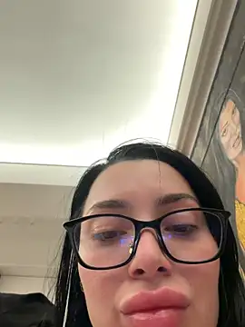 MyaSplash's sex show image