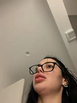 MyaSplash's sex show image