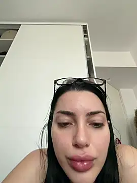 MyaSplash's sex show image