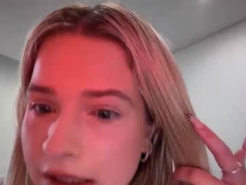 kaylaaaa111's sex show image