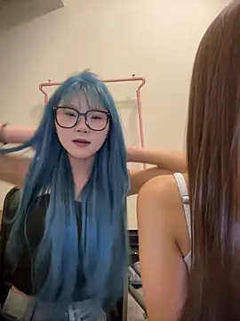 QIQI-QIQI-01's sex show image