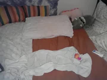 shyy_petitebaby's sex show image