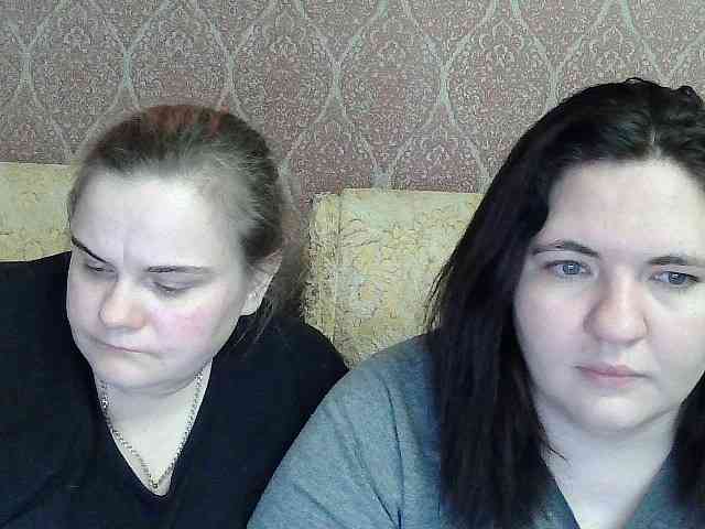 HollyXEva's sex show image