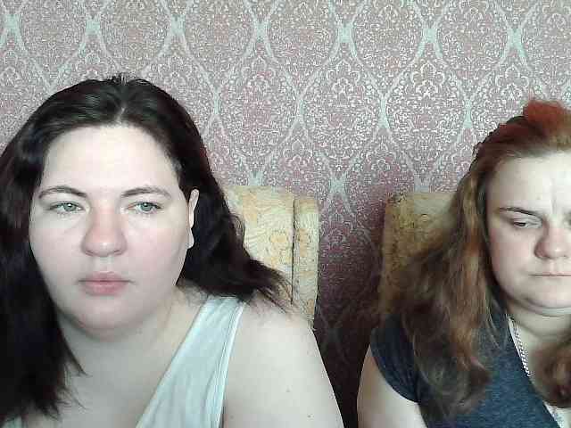 HollyXEva's sex show image