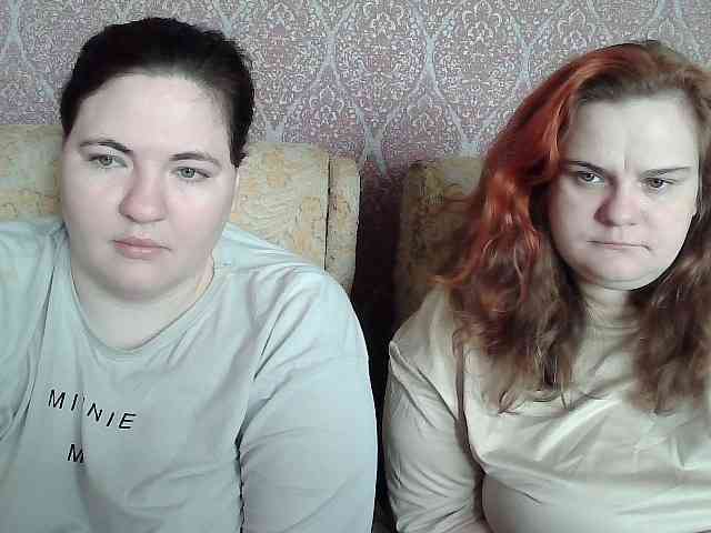 HollyXEva's sex show image