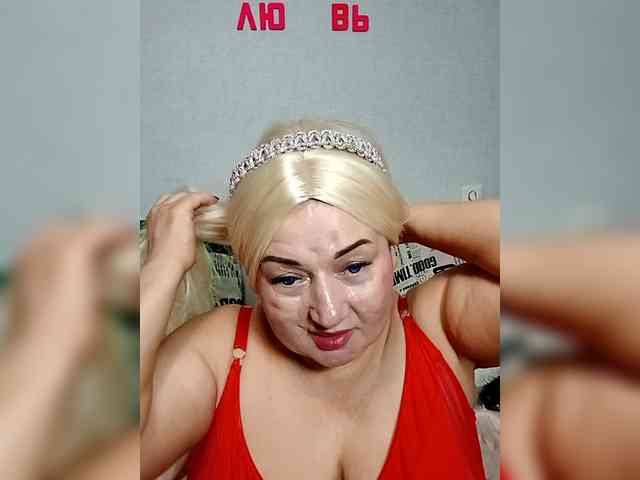 SVETIKBOMBOCHKA's sex show image SVETIKBOMBOCHKA's sex show image