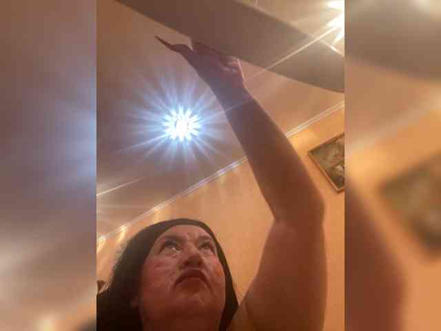 Sexshow-Bild von SVETIKBOMBOCHKA