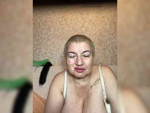 Изображение секс-шоу модели SVETIKBOMBOCHKA