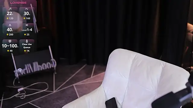 Изображение секс-шоу модели LucyKI Изображение секс-шоу модели LucyKI