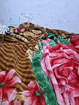 Изображение секс-шоу модели mnbvcxzqwertyuiop1235