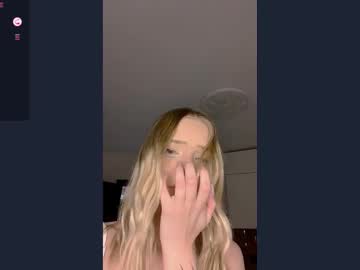 Изображение секс-шоу модели kristiancommes