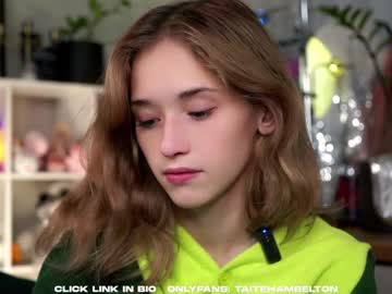 taitehambelton's sex show image