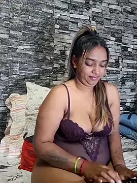 Изображение секс-шоу модели Indiasfantasy_