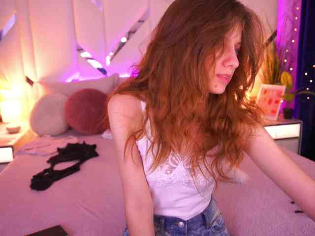 Sexshow-Bild von CuteeFoxy Sexshow-Bild von CuteeFoxy