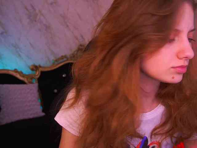 Sexshow-Bild von CuteeFoxy Sexshow-Bild von CuteeFoxy