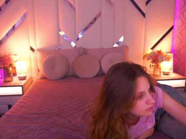 Sexshow-Bild von CuteeFoxy Sexshow-Bild von CuteeFoxy