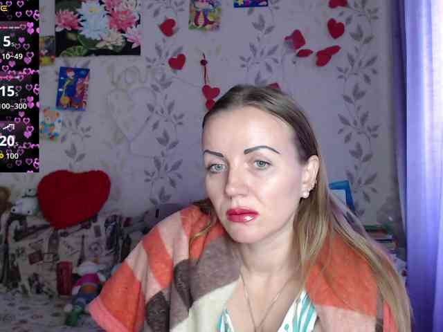 Alenushka888's sex show image