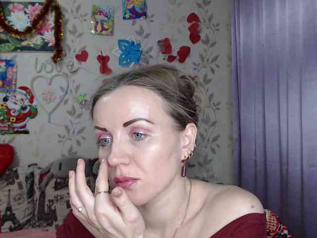 Alenushka888's sex show image