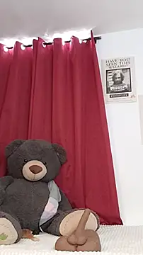 downsonMia's sex show image