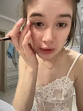 Изображение секс-шоу модели Marryme- Изображение секс-шоу модели Marryme-