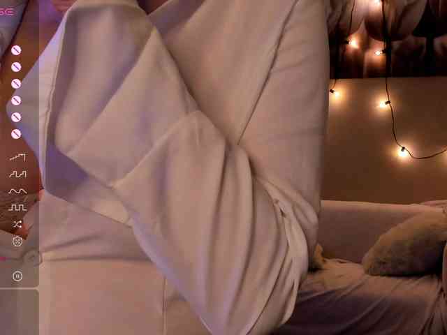 mazzagirl's sex show image mazzagirl's sex show image