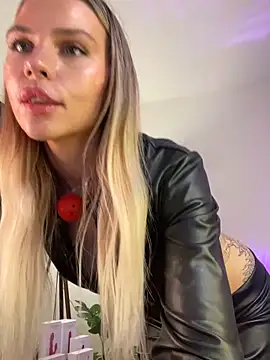 Sexshow-Bild von MistressMommyKate Sexshow-Bild von MistressMommyKate