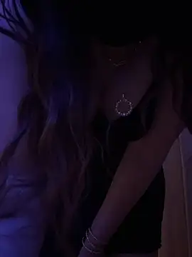 Yaraa8's sex show image Yaraa8's sex show image