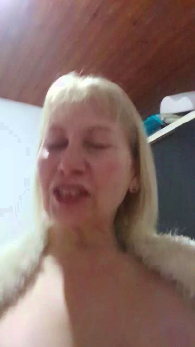 Изображение секс-шоу модели Sexymilf69_