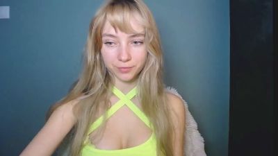 Изображение секс-шоу модели LuciaAdorable Изображение секс-шоу модели LuciaAdorable