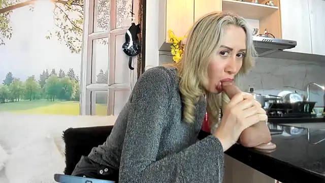 ashleymilf_1's sex show image ashleymilf_1's sex show image