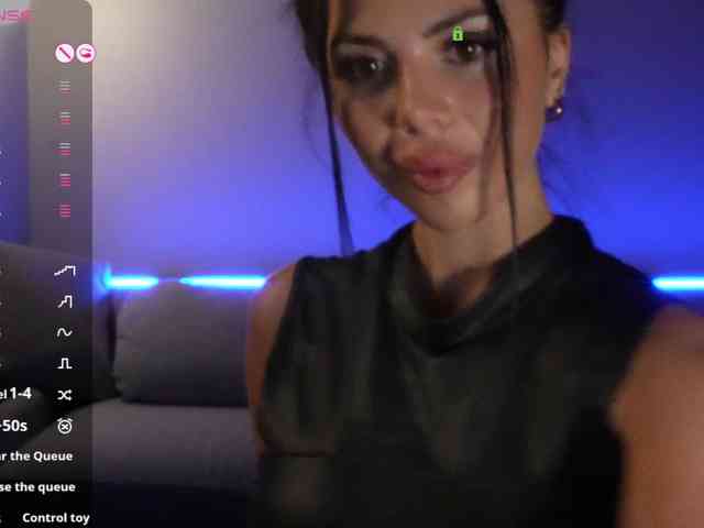 Изображение секс-шоу модели KatrinMoreno Изображение секс-шоу модели KatrinMoreno