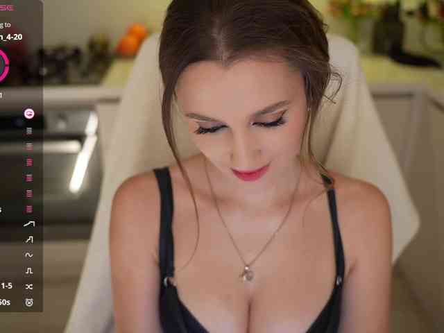 Изображение секс-шоу модели kistochkaa Изображение секс-шоу модели kistochkaa