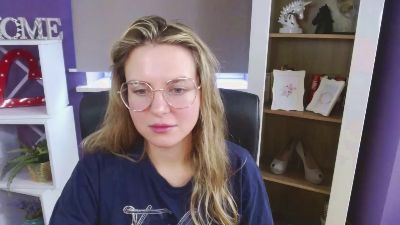 xZoey's sex show image