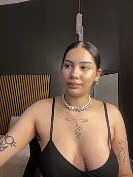 Sexshow-Bild von lora_meow Sexshow-Bild von lora_meow